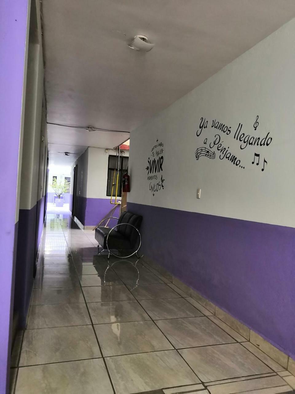 Hotel Los Arcos Pénjamo エクステリア 写真
